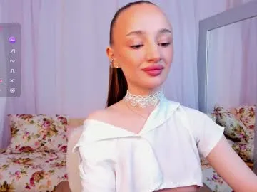 pearl_bloom — Suck on a dildo  #18 #lovense #skinny #teen #natural [85 tokens remaining]