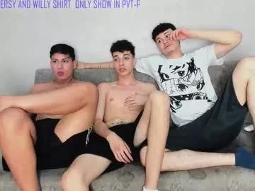 pelusos_mens on Chaturbate