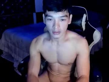 Freechat philhotbody on Chaturbate