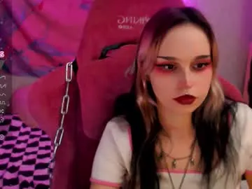 pineapple_dope — nude [1000 tokens left] pvt openroll the dice 33tks! #feet #pantyhose #bigass #ahegao #goth #daddy