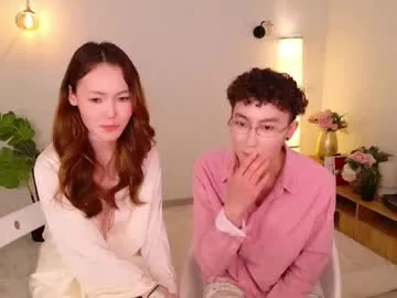 pinktwinss