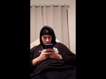 playboyyy236 — Strokes & Cum [995 tokens remaining]