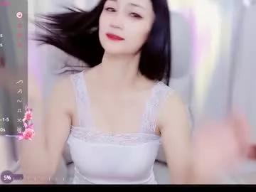 Freechat qiqi_mimi9900 on Chaturbate