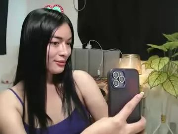 queenpinay69 on Chaturbate 