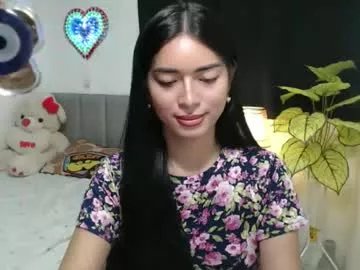 queenpinay69 on Chaturbate 