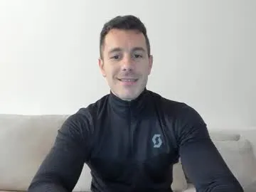 roberto4ever on Chaturbate