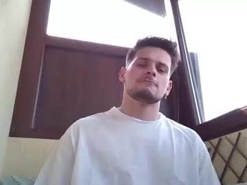 roberto_twink1 on Chaturbate