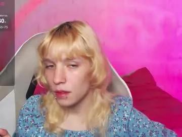 robin_yours on Chaturbate