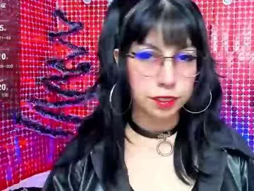 Freechat rose_72 on Chaturbate