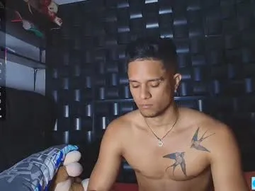 Freechat roy_barney on Chaturbate