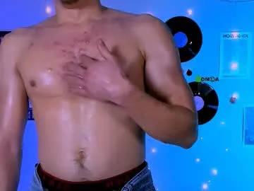 ryan_zen on Chaturbate