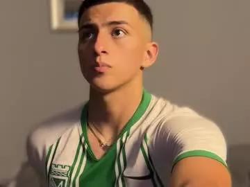 salvatore_romanoo from Chaturbate