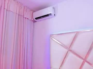 samanthaevans4 from Chaturbate