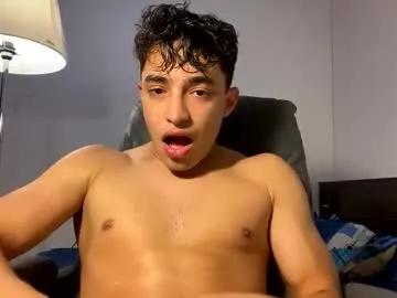 santi36rt on Chaturbate