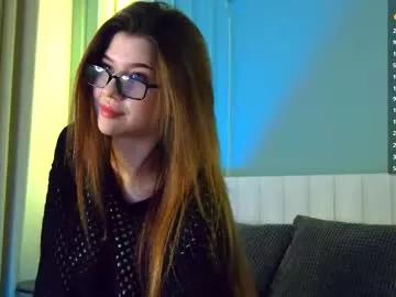 sara_lewiis on Chaturbate 