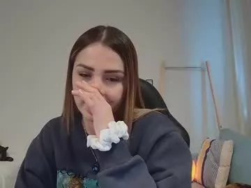 Private sarah_tailorr on Chaturbate