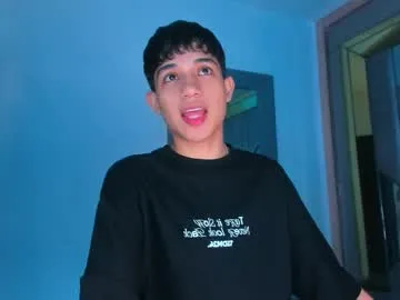 Freechat sebax_00 on Chaturbate