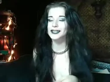 Freechat seraphinmunster on Chaturbate