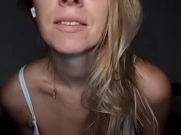 sexualangel — Show boobs [31 tokens left] Relax #feet #suck toy ##cute #interactive #squirtrussian #english #deutsch natural sweetcute,,,,