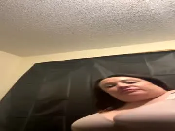 sexyandcurvy42077
