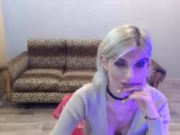 Slutty Sexybeatriice wants you to fuck her body now sexybeatriice from Chaturbate