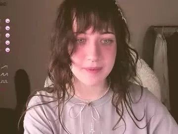 Freechat sheeny_shy on Chaturbate