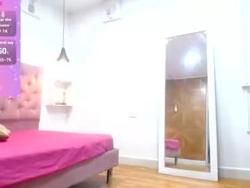 Freechat sienna_glow on Chaturbate