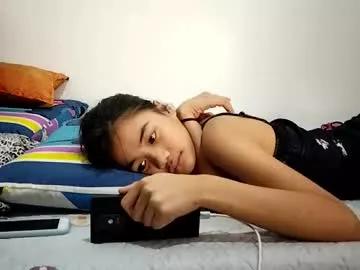 skinnypinay101 from Chaturbate