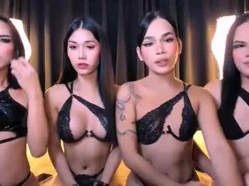 Freechat sluttylouise_moores on Chaturbate