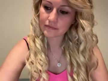 Freechat smexxii93 on Chaturbate