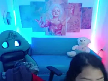 sofi_hot_4m on Chaturbate