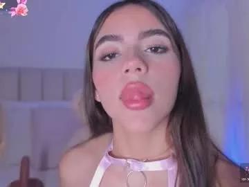 Discover Sofiscott_, she wants to masturbate for you sofiscott_ from Chaturbate