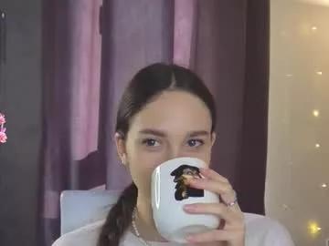 Sweet Softiedream wants you to fuck her body now softiedream from Chaturbate