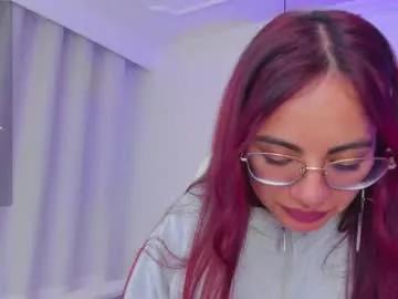 Freechat sophiecherry_ on Chaturbate