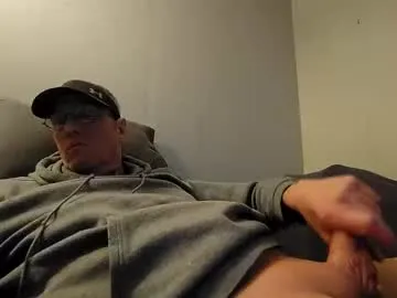 squeeze_it_out on Chaturbate