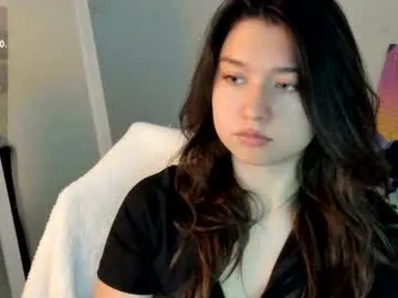 steffi_xo — GOAL: Lick finger [28 tokens remaining] PLAY WITH ME!!! #nonude #cute #young #natural  #sensual