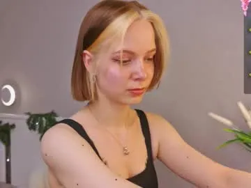 stormymuse — GOAL: massage my tits [29 tokens remaining] who read it is guy #shy #skinny #18 #teen #smallboobs