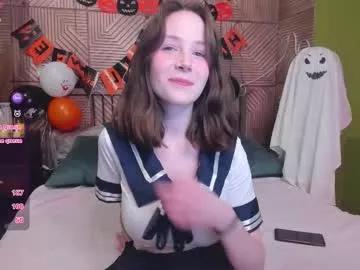 Discover Sweetshy_, she wants to masturbate for you sweetshy_ from Chaturbate
