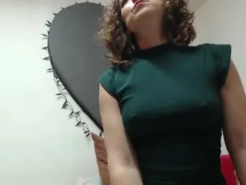 Freechat teasexpert4444 on Chaturbate