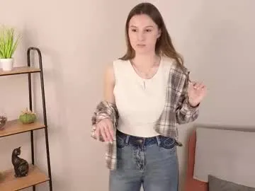 teresa_pinnet — GOAL: tease with my perfect lips close cam [59 tokens remaining] I'm Alice and new here, my first day! Glad to see everyone <3 #new #shy #18 #bigboobs #teen