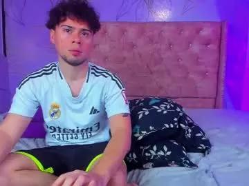 Freechat the_dean_boy on Chaturbate