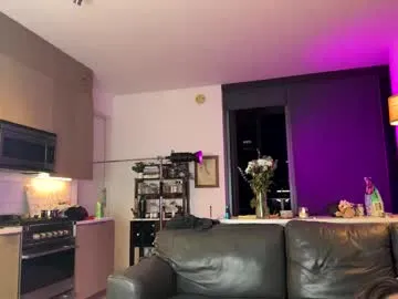 the_isa_bella — DOGGY 3 MIN [1354 tokens left] HULK & ISA + CHRISTINA SAGE BGG SEX SHOW #LATINA #PETITE #COUPLE  #BGG #BIGDICK