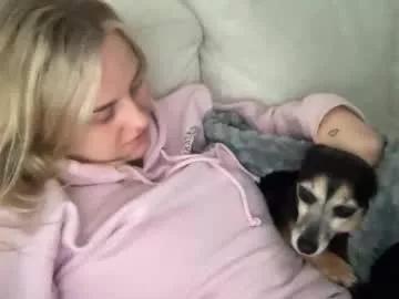 tigoldbitties11 on Chaturbate