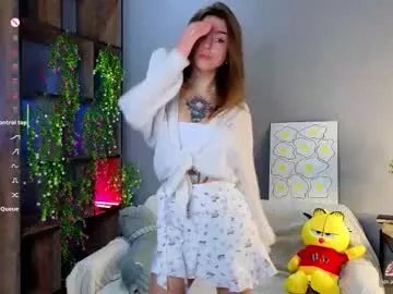 Freechat tinnymollys01 on Chaturbate
