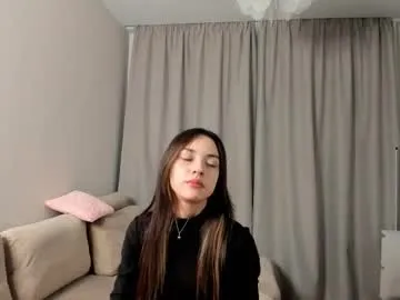 tobimediate — Goal: Take off my bra from under my T-shirt? : #18 #tease #shy #new #asian [333 tokens remaining]