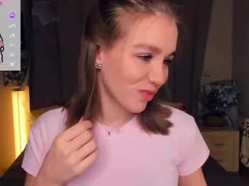 trinahillier from Chaturbate