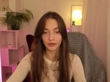 Join Chaturbate's Trinityswan trinityswan from Chaturbate