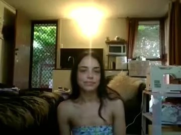 Freechat valvettgreen on Chaturbate