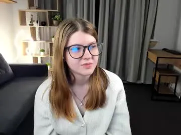 velinavoss on Chaturbate