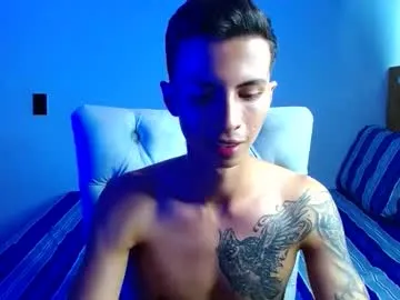 velk_hot1 — CUM    #bigcock #asian #twink #french #german [1000 tokens remaining]